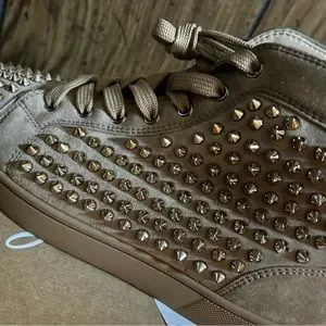 Mens size 42 Louis Vuitton fits like an American size 8.5-9 Louis Vuitton | Shoes | Mens Size 42 Louis Vuitton Fits Like  main image 3